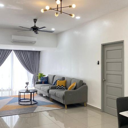 休闲民宿 Leisure Homestay @The Venus Sitiawan Kampong Lumut Kiri Exterior photo